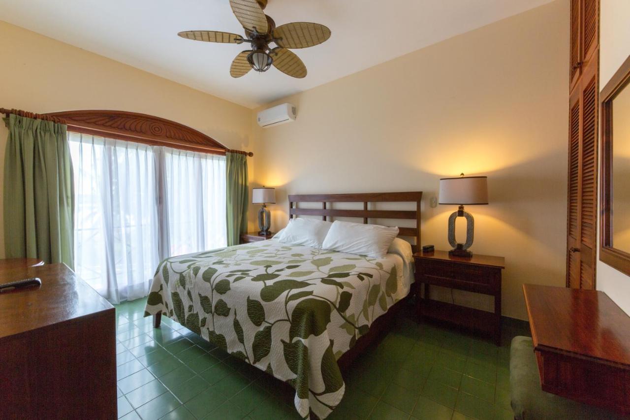 فندق Club Del Mar Oceanfront جاكو المظهر الخارجي الصورة